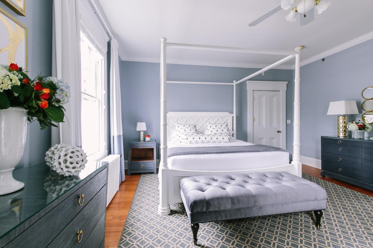 The Bayberry Bed & Breakfast Newport Exterior photo